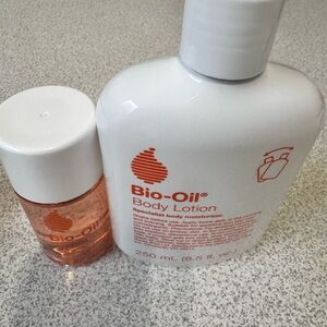 Bio-Oil Body Lotion and Oil Set